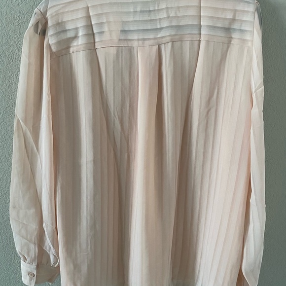 Ann Taylor pink sheer blouse - Picture 3 of 3
